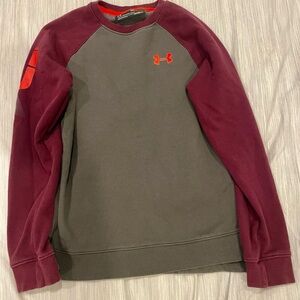 Under Armour Sweater Size M